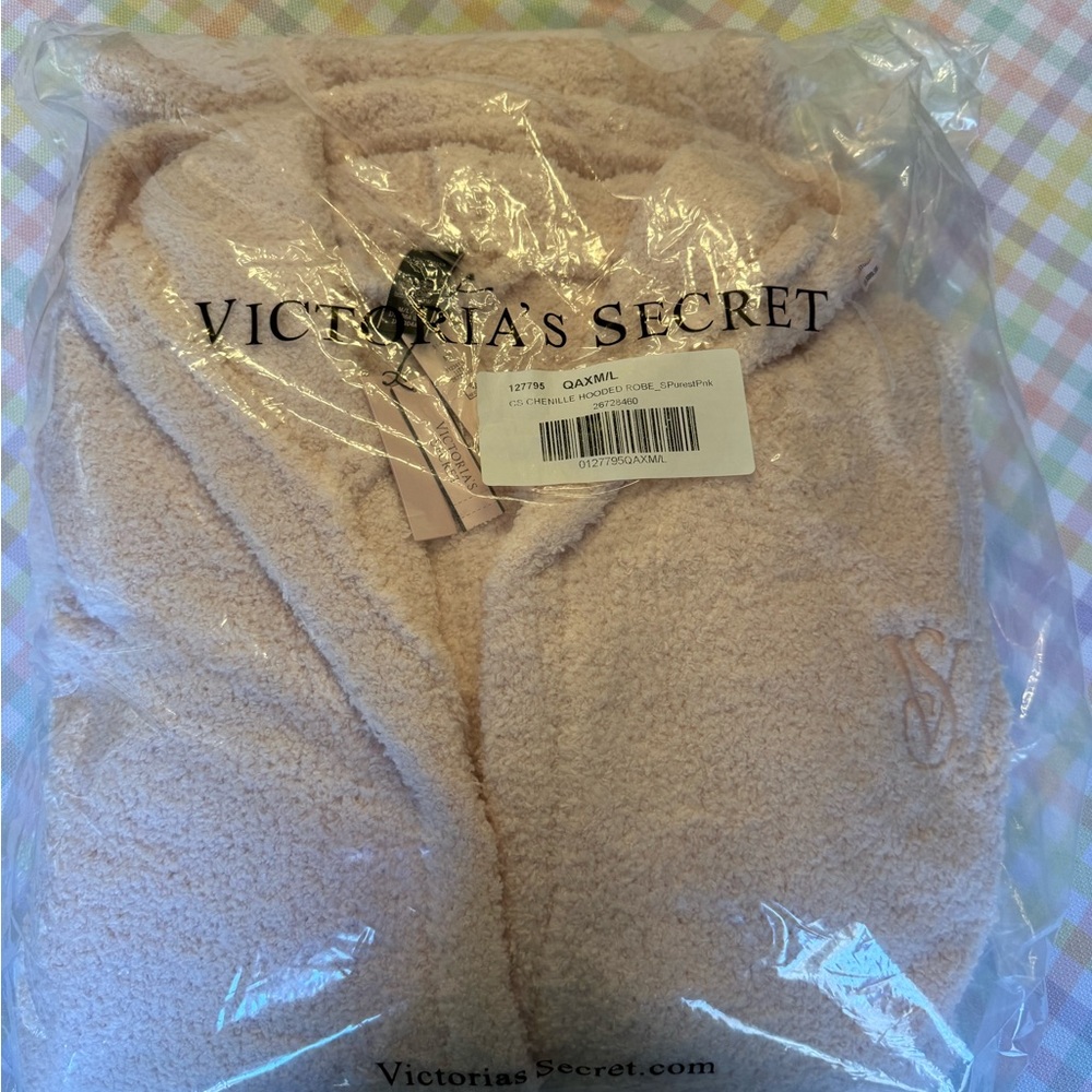 Victoria's Secret Cozy Cream Robe